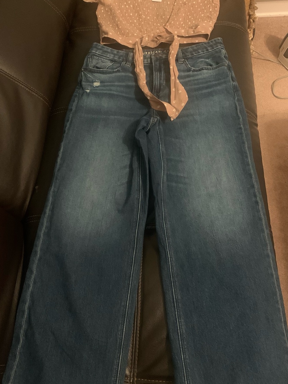 American Eagle Outfitters Wide-Leg Jeans and top